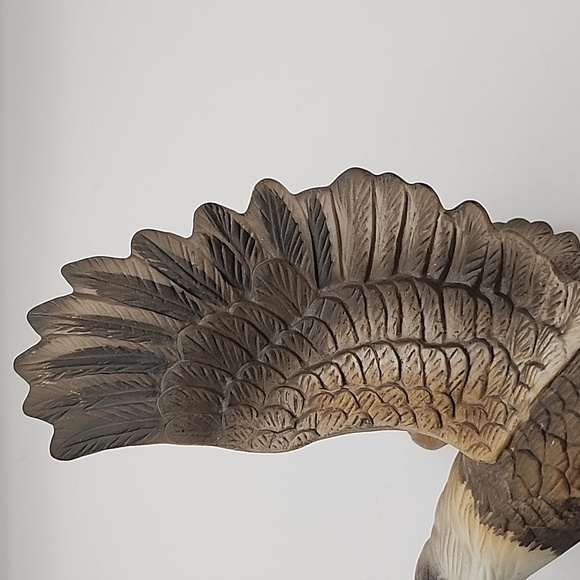 Vintage 1983 Royal Crown Arnart Eagle Figurine Signed by J. Byron - Picture 10 of 10